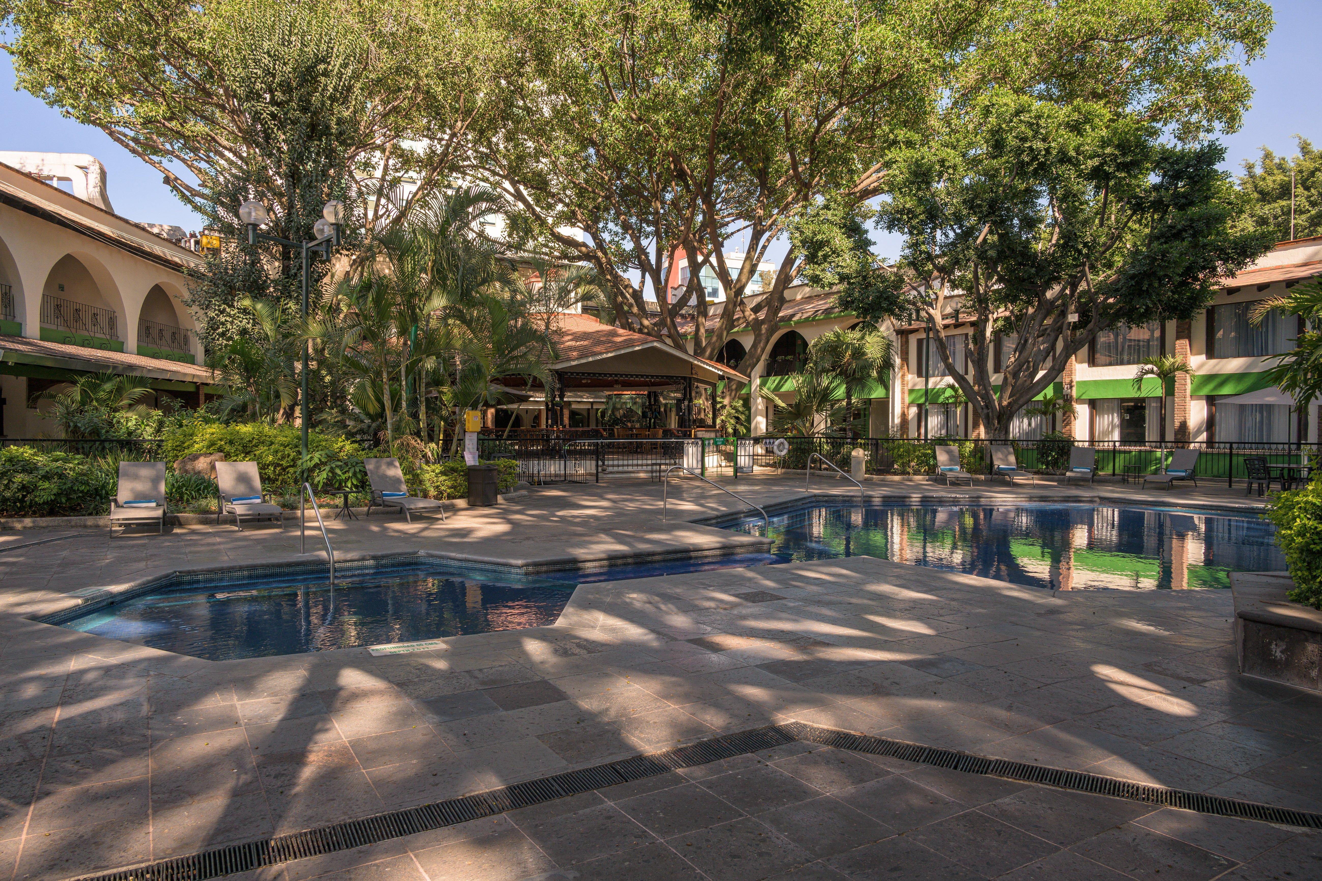 Holiday Inn Guadalajara Expo Plaza Del Sol By Ihg Zapopan Zewnętrze zdjęcie