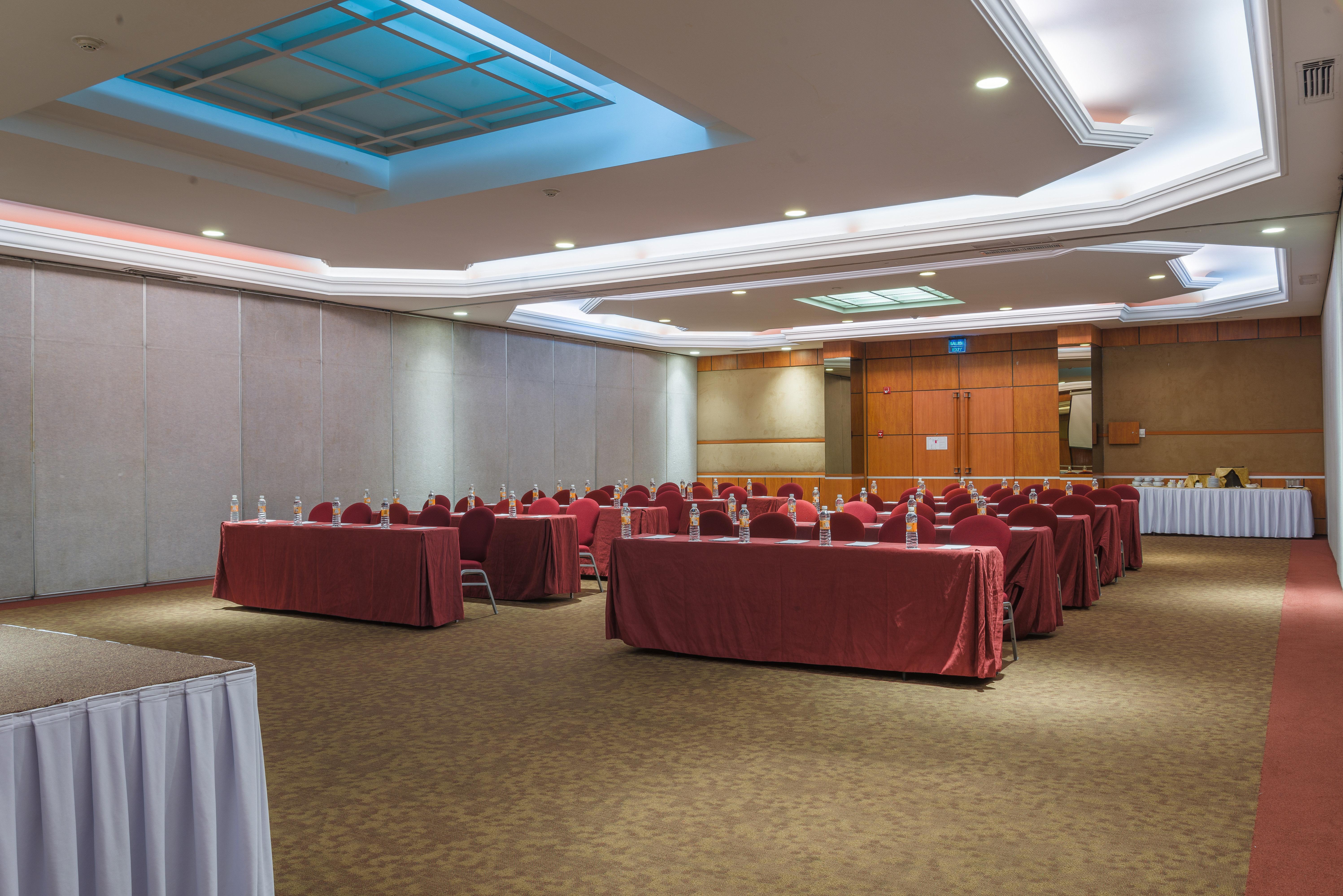 Holiday Inn Guadalajara Expo Plaza Del Sol By Ihg Zapopan Zewnętrze zdjęcie
